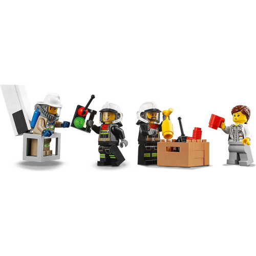 Конструктор LEGO Пожежний командний пункт 380 деталей (60282) - изображение 10