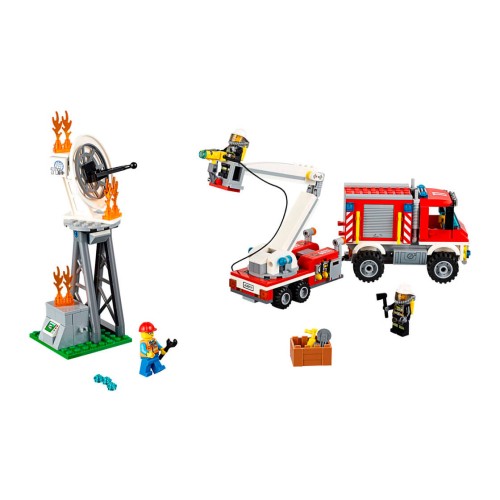 Конструктор LEGO Пожежна вантажівка 368 деталей (60111) - изображение 2