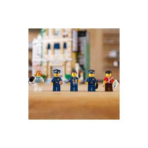 Конструктор LEGO Поліцейська дільниця 2923 деталей (10278) - изображение 7