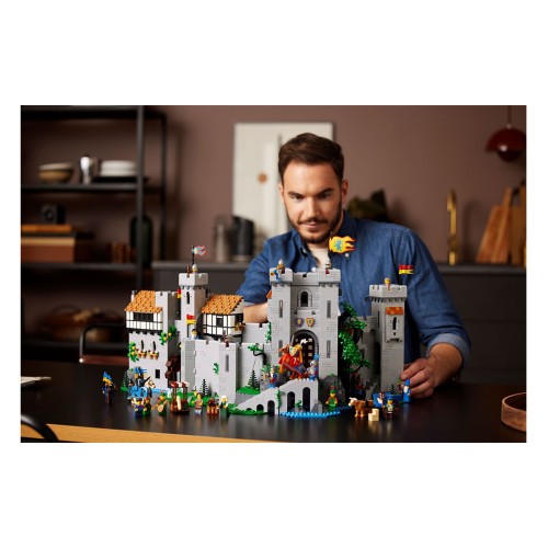 Конструктор LEGO Замок лицарів Лева 4514 деталей (10305) - изображение 2