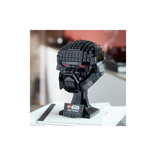 Конструктор LEGO Шолом Темного піхотинця 693 деталей (75343) - изображение 5