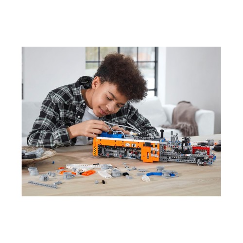 Конструктор LEGO Важкий тягач 2017 деталей (42128) - изображение 2