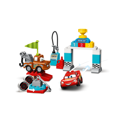 Конструктор LEGO День перегонів Блискавки Мак-Квіна 42 деталей (10924) - изображение 10