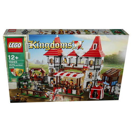 Конструктор LEGO Лицарський турнір 1575 деталей (10223)