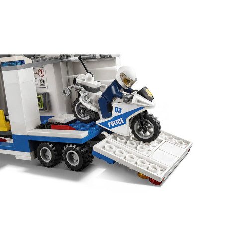 Конструктор LEGO Мобільний командний центр 374 деталей (60139) - изображение 4