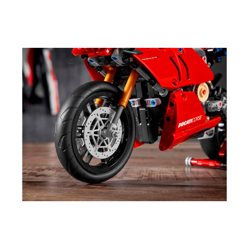 Конструктор LEGO Ducati Panigale V4 R 646 деталей (42107) - изображение 8