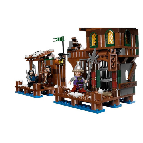 Конструктор LEGO Погоня в Озерному місті 470 деталей (79013) - изображение 3